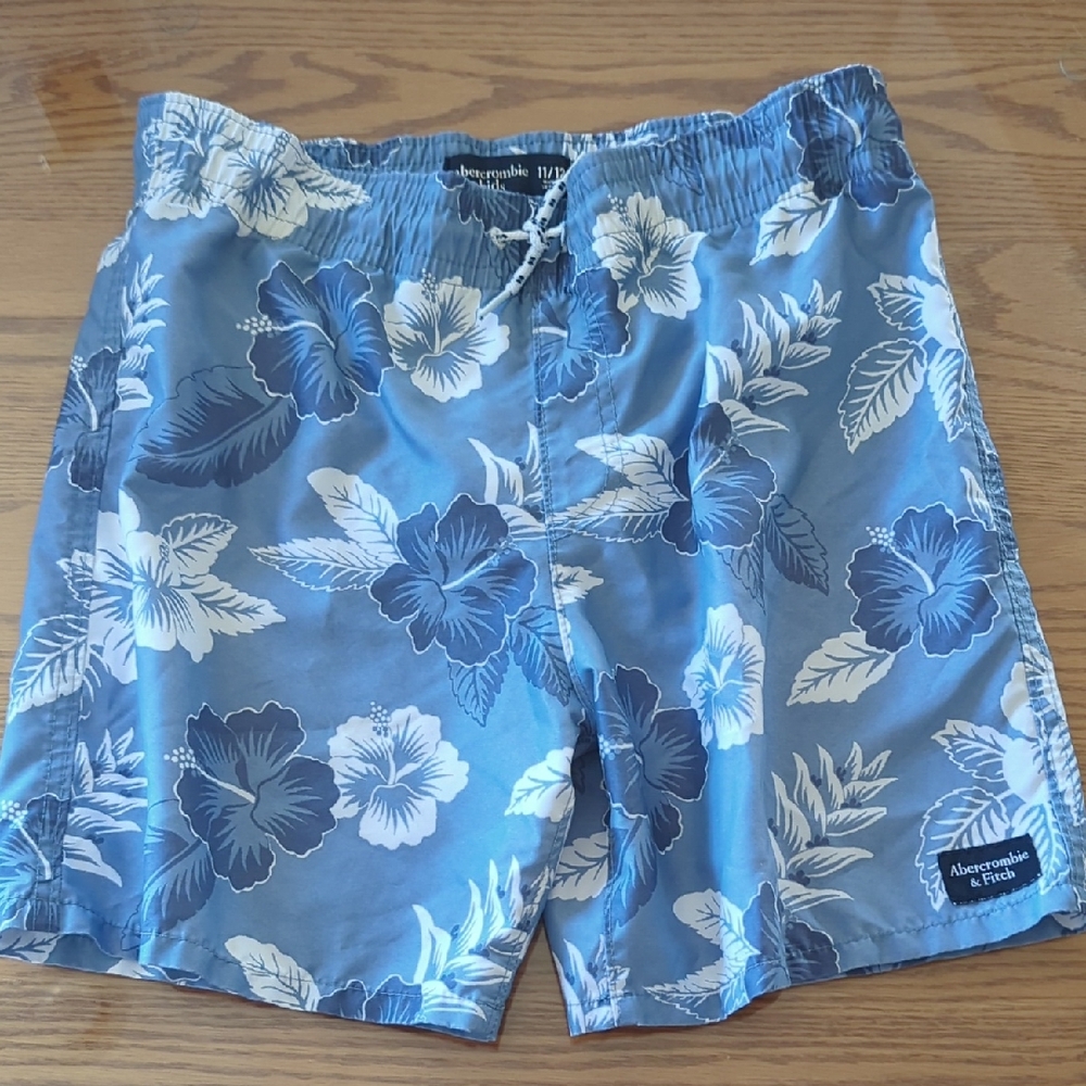 Like New. Abercrombie & Fitch Blue and White Floral Swim Trunks. Size 11-12
